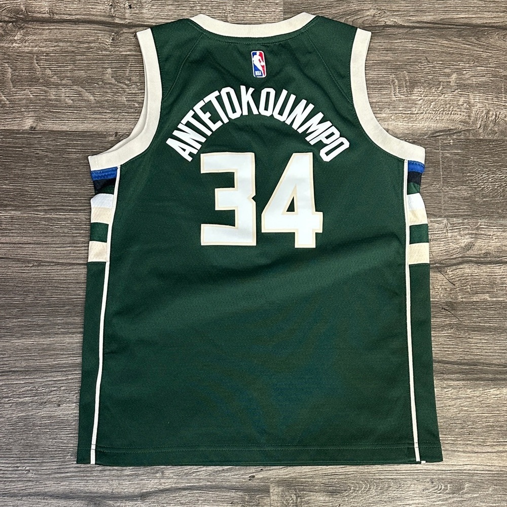 Nike Green Milwaukee Basketball Jersey - Picture 3 of 5